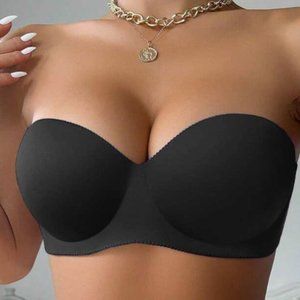 Black Strapless Push Up Bra